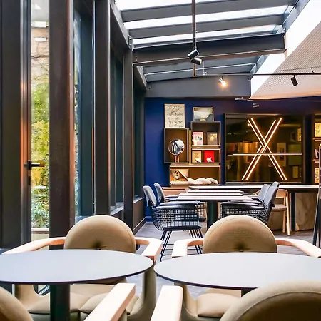 Hotel Tribe Batignolles Parigi