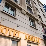 Tribe Paris Batignolles