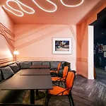 Hotel Tribe Batignolles Paris