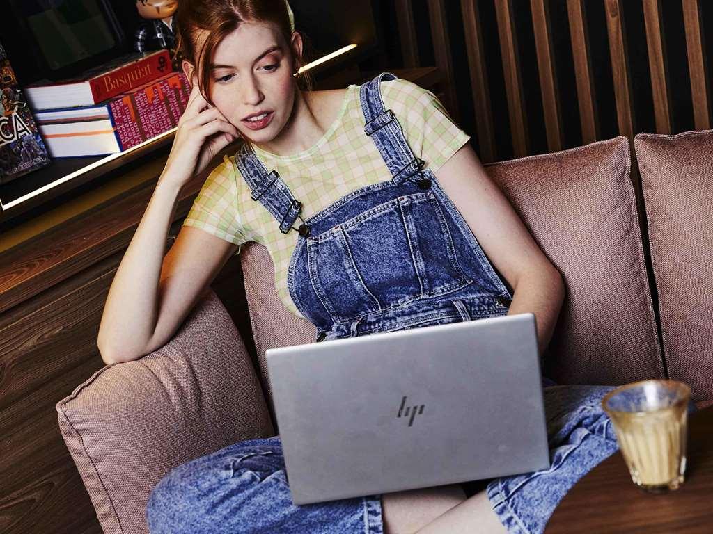 Tribe Batignolles 4*