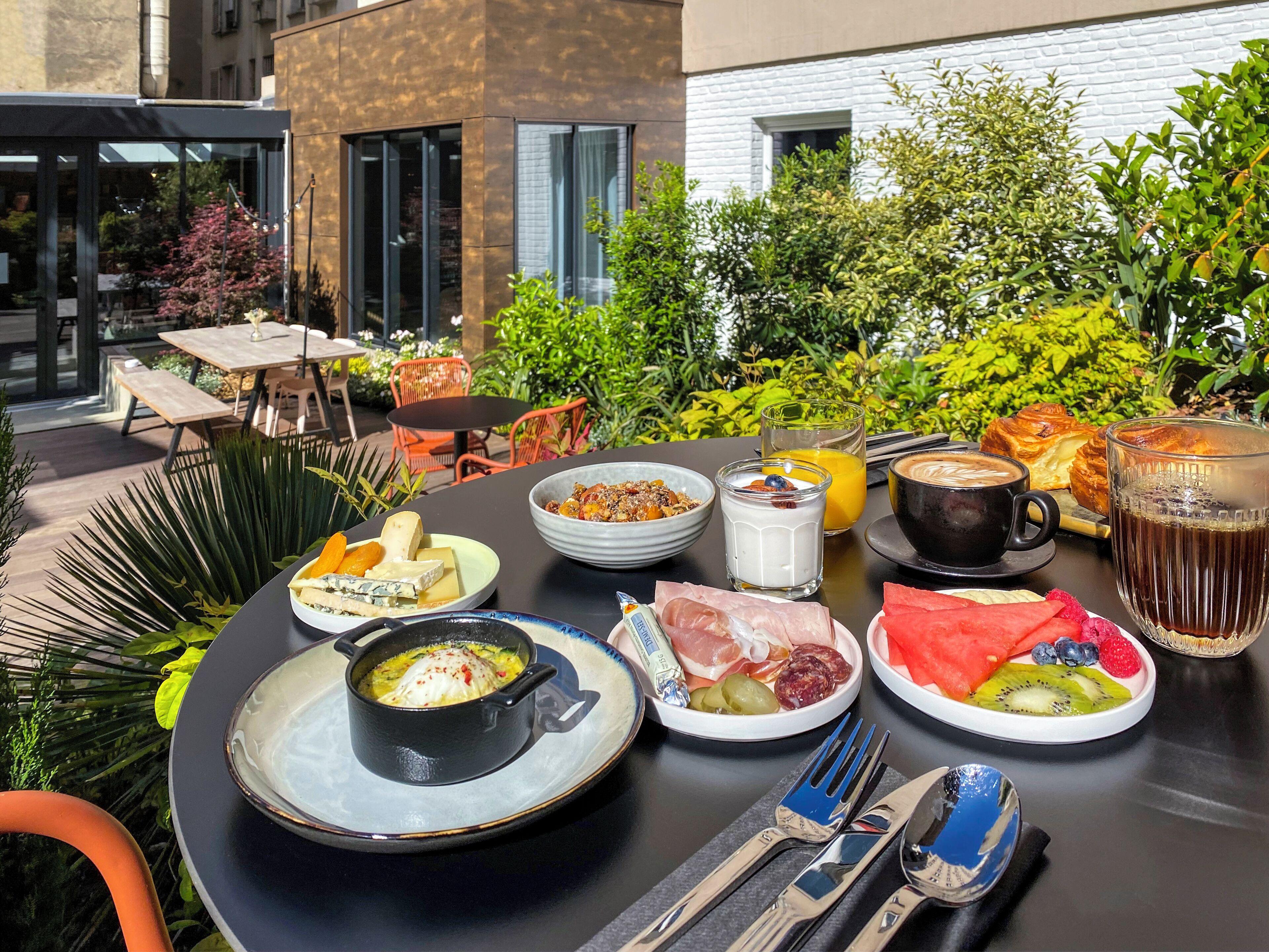 Tribe Batignolles Hotel Paris