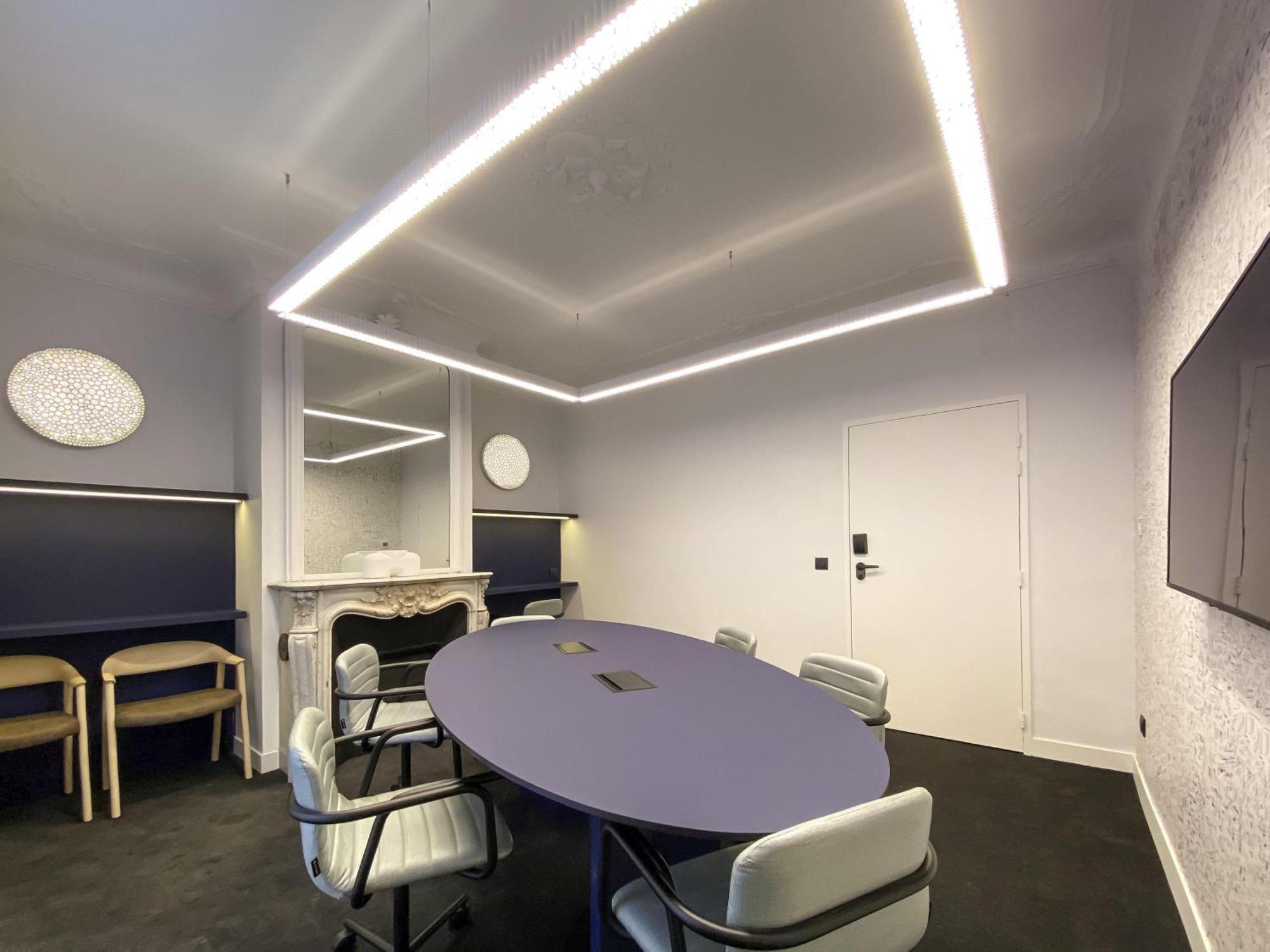 Tribe Batignolles Hotel 4*